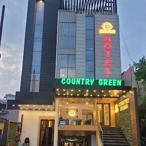 Country Green Hotel & Banquet 巴雷利 Exterior photo