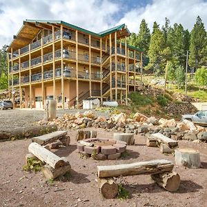 Rustic Duck Creek Village Apt With Mountain Views! Exterior photo