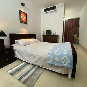 Cozy Ac Private Bedroom Gulshan 1 - 6Km Airport 达卡 Exterior photo