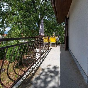 Apartment In Njivice - Insel Krk 45791 Exterior photo