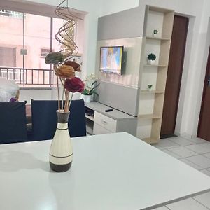 Apartamento 5 Km Da Praia Da Litoranea Prox Ao Shopping Da Ilha,Shopping Rio Anil,Faculdade ,Hospitais,Lanchonetes E Restaurantes,E Possui Nternet Disponivel São Luís Exterior photo