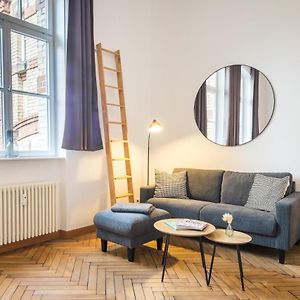 Schwarzlins Loftraum - Stilvolles Apartment Mit Smart Tv, Netflix, Disney Plus, Schnellem Wlan, Parken, Nespresso 圣英贝特 Exterior photo