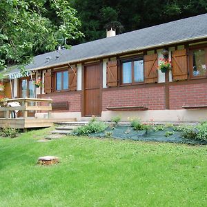 Le Chalet De La Vallee Bouquelon Exterior photo