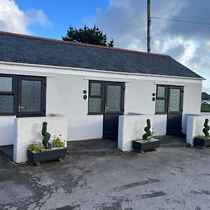 Chiverton Arms Chacewater Exterior photo