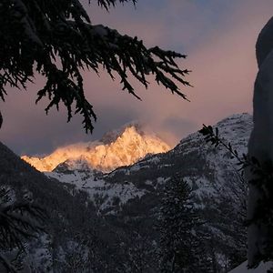 Tipica Casa Di Montagna Nel Borgo Del Verrand A Courmayeur 普雷圣迪迪埃 Exterior photo