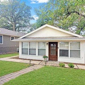 Bluewater Bungalow On Big Spirit Lake Orleans Exterior photo