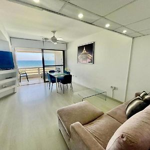 Sea View Suite In Makenzy 拉纳卡 Exterior photo