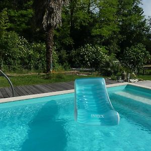 La Vie Est Belle, Gite Unique Avec Piscine Dans Un Ecrin De Verdure Calmont  Exterior photo