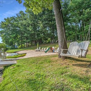 Waterfront Newaygo Cottage With Private Dock And Beach Exterior photo