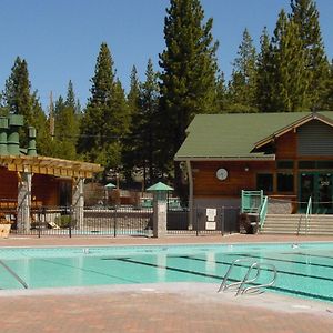 Contemporary Tahoe Donner 3Br Hot Tub- Pet Friendly- Amenity Access 特拉基 Exterior photo