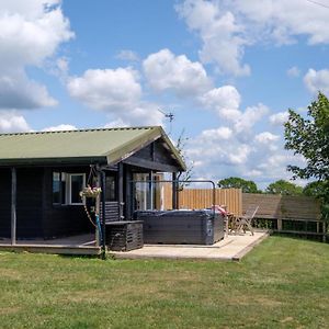 Ash Lodge - Exclusive Lodge With Hot Tub And Stunning Views Bradpole Exterior photo