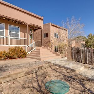 Santa Fe Sanctuary Fireplace And Outdoor Kitchen! Exterior photo