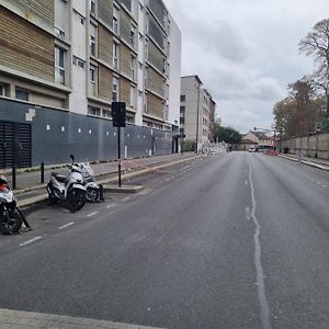 Plaine Saint Denis 2Pas Stade France Exterior photo