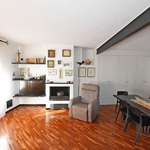 Joyful Apartment In A Building From The 1700S 贝尔加莫 Exterior photo