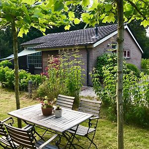 Sfeervolle En Moderne Bungalow Met Hottub Schoonloo Exterior photo