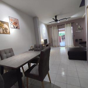 Ipoh Homestay 5 Min To Sunway Lost World Of Tambun Kampong Batu Lapan  Exterior photo