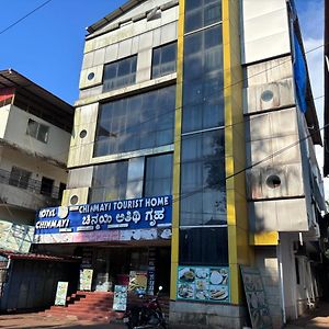 Chinmayi Tourist Home - Opposite To Temple Only 50 M 科鲁鲁 Exterior photo