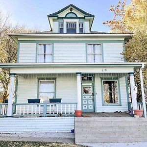 New 1Br Apartment In Heart Of Downtown Pueblo! Exterior photo