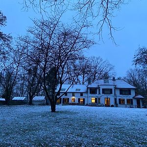 布赖恩勒沙托Manoir Au Bois公寓 Exterior photo