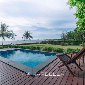 Marbella Grande Beachfront Pattaya 3Br 挽腊茫郡 Exterior photo