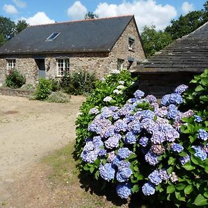 La Petite Ferme De Quehero Saint-Igeaux Exterior photo