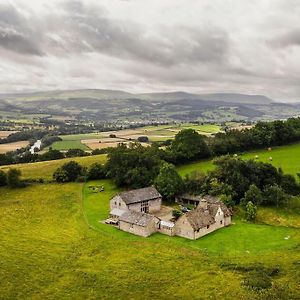 Cwm Pelved Is A Large 6 Bedroom Holiday Home Close To Hay On Wye - With Incredible Views 赫里福德 Exterior photo