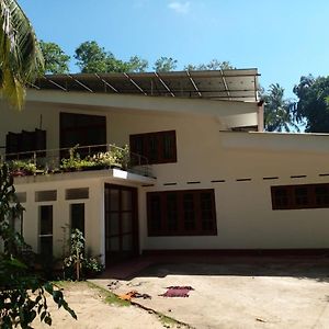 San Villa Kamburugamuwa Exterior photo