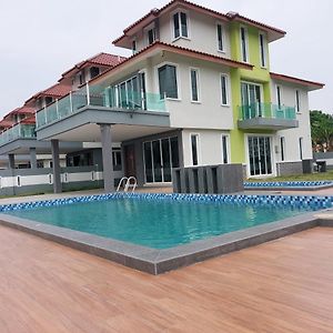 Alpine Port Dickson Taman Kiara 2 Homestay Semi-D Cornet Lot Exterior photo