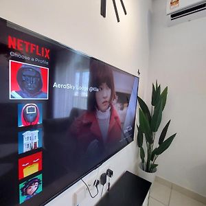 Klia Travel Homestay - 3R 2B - Wifi & Netflix 雪邦 Exterior photo