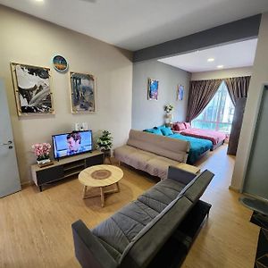 Mahkota Valley Suite Fajar #Tv Box With Netflix 关丹 Exterior photo