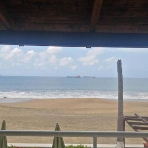 Beach Front 3 Bedroom Condo, Best Beach Around. 曼萨尼约 Exterior photo