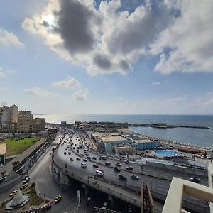 Alexandria City Square Exterior photo