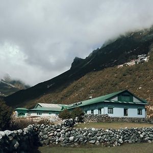 泰姆雪人山居酒店 Namche Exterior photo