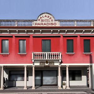 Hotel Palazzo Paradiso 玛杜纳迪利万泽 Exterior photo