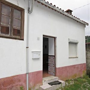 One Bedroom House With Terrace And Wifi At Miranda Do Corvo Vale de Colmeias Exterior photo