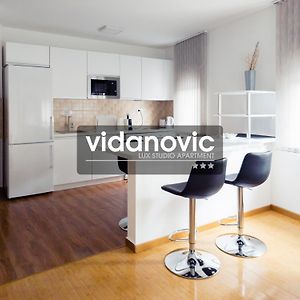 Lux Studio Apartment Vidanovic 皮罗特 Exterior photo