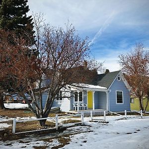 Red Lodge Town Cottage Exterior photo