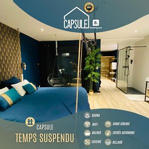 Capsule Temps Suspendu - Balneo, Home Cinema & Billard 瓦朗西纳 Exterior photo