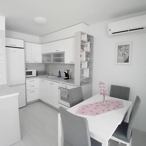 布尔加斯Apartament Za Gosti Pri Eli公寓 Exterior photo