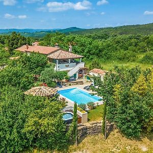 Nice Home In Zatka With Kitchen Kostrcani Exterior photo