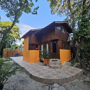 ParanaguáChale Lawill Ilha Do Mel公寓 Exterior photo