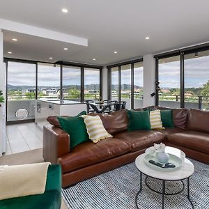 Spacious 2-Bed, Stunning Views In Central Canberra 金斯顿 Exterior photo