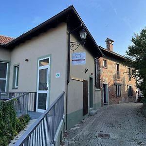 Camagna Monferrato Locanda Della Rocca Di Camagna酒店 Exterior photo