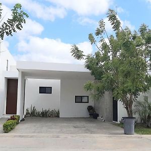 La Casa De Los Abuelos 梅里达 Exterior photo