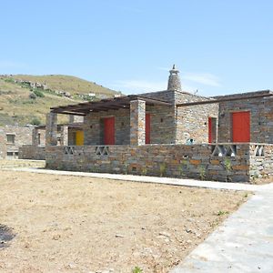 The Fiery Red House, Close To The Beach In The Area Of Otzia On The Island Of Kea Ioulis Exterior photo