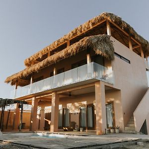 Stunning 6 Room House Ac/Wifi/Pool Near The Beach Tlachicón Exterior photo