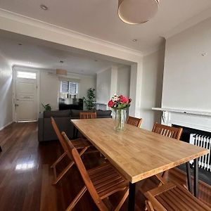 3 Bedroom House Family Friendly Surry Hills 2 E-Bikes Included 悉尼 Exterior photo