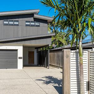 Byron Bay Holiday Homes - Armstrong 萨福克公园 Exterior photo