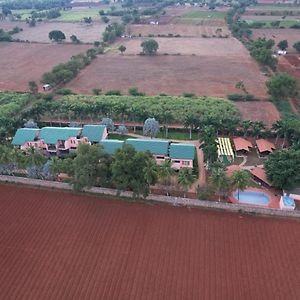 Krishna Heritage Resort 巴达米 Exterior photo