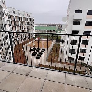 2 Room Apartment With Terrace, New Building 55 布拉迪斯拉发 Exterior photo